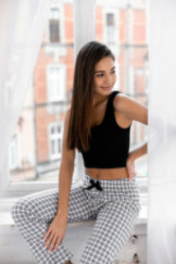Top Valia Juoda