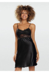 Naktinukai Peri Juoda